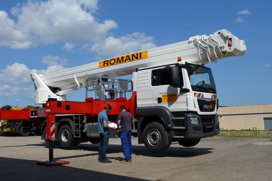 Steiger T540 Gruas Romani