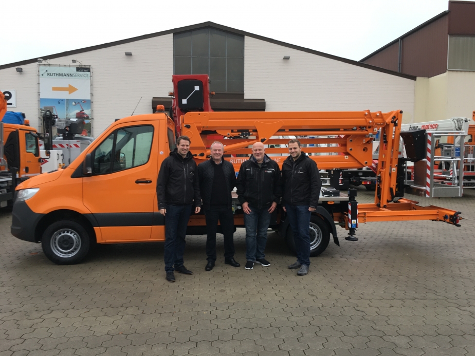 KH-Lift ApS als neuer Ruthmann-Partner