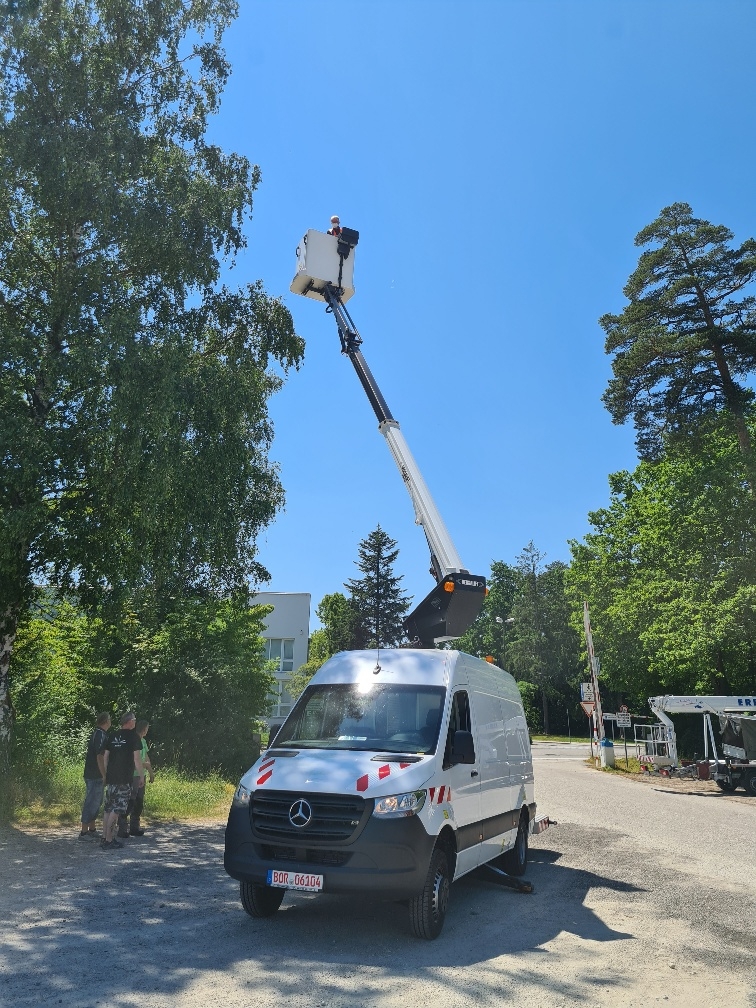 Versalift Kastenwagen bei der Roadshow in Bayern