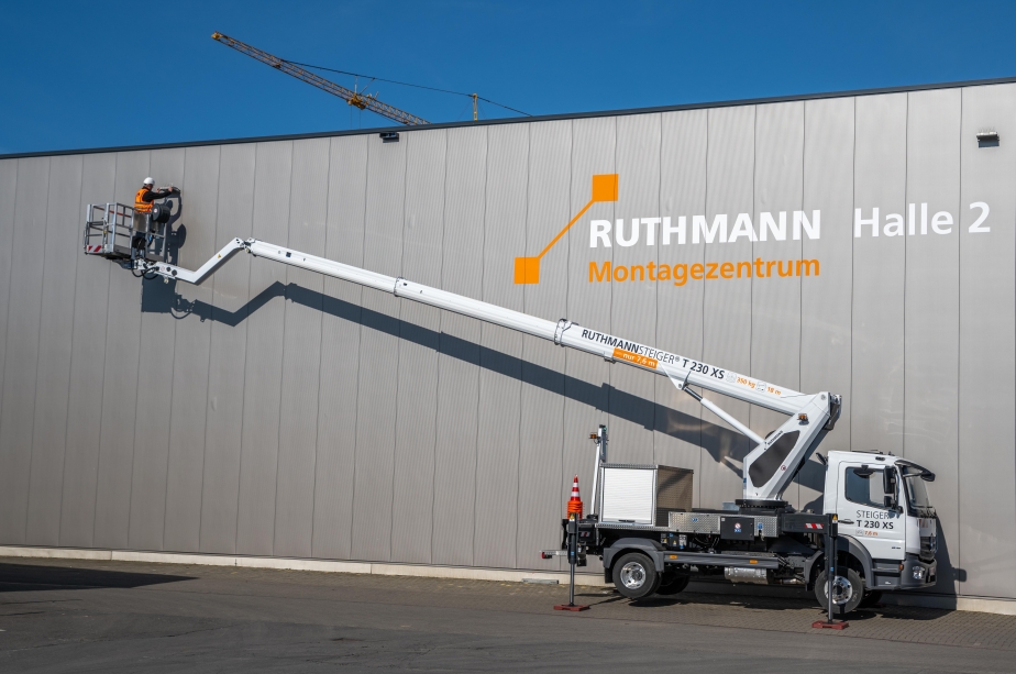 RUTHMANN STEIGER T 230 XS Seitenansicht Reichweite hinten