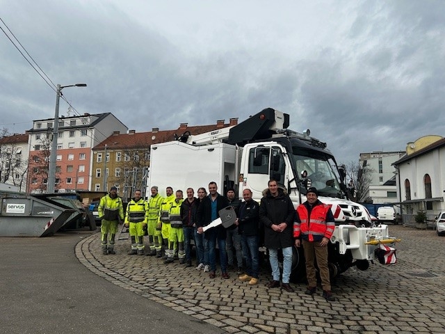 Pappas Auto GmbH übergibt an die Mitarbeiter der Holding Graz Linien