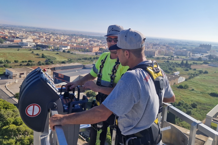 GRÚAS ROMANÍ T 700 HF Aussicht von oben