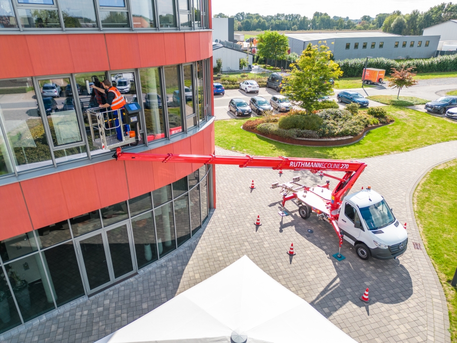 Lernen Sie den ECOLINE 270 in neuer Version kennen: Mit verbesserter Technik und erweiterten Funktionen.