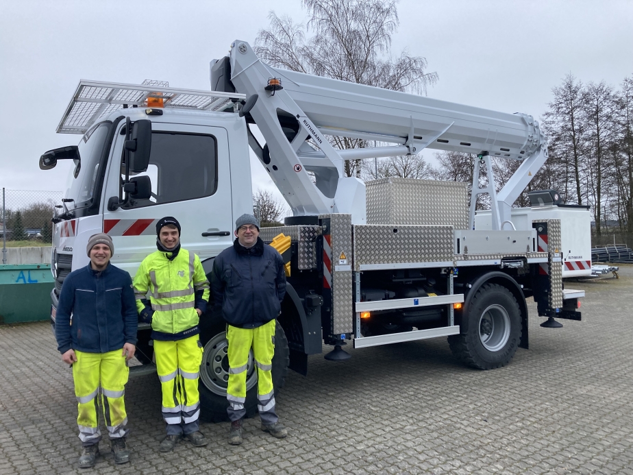 RUTHMANN STEIGER T 300 XS HV10 Stadtwerke Walldürn Übergabe