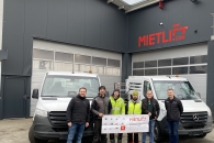Martin Zach (RMÖ) übergibt an Mietlift AT GmbH