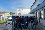 Jessica Wölkart (RMÖ) und Martin Zach (RMÖ) übergeben an Gebr. Haas Bauelemente GmbH