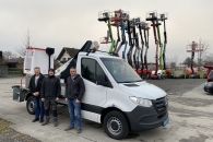 Martin Zach (RMÖ) übergibt an Mietlift AT GmbH